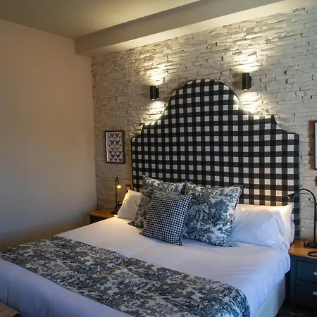 Maison Conde De La Cebada Hotel