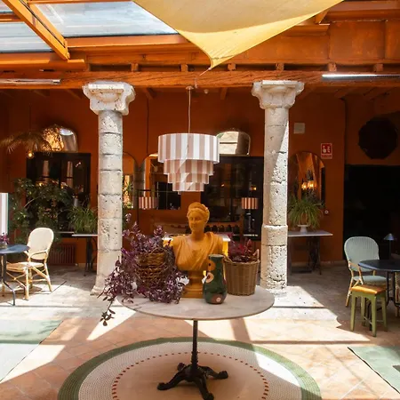 Maison Conde De La Cebada 4* Ampudia