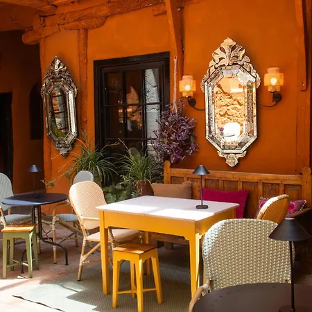 Hotel Maison Conde De La Cebada
