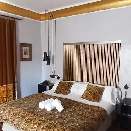 Hotel Maison Conde De La Cebada