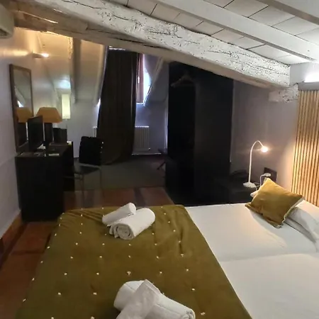 Maison Conde De La Cebada 4*